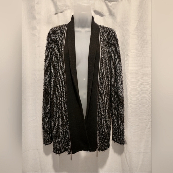 Ivanka Trump Sweaters - Ivanka Trump Black Zipper Detail Open Fringe Knit Cardigan Size M Fall Winter